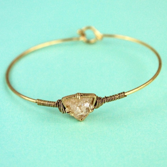 Crave Brand Jewelry Jewelry - 🎉🎉HP 10/4🎉🎉Gold Tone Druzy Triangle Bracelet